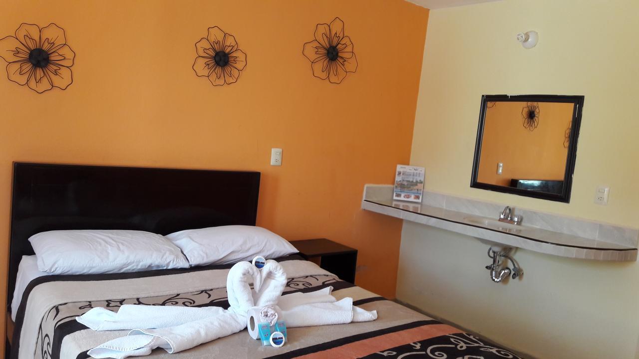 Hotel Jireh Bacalar Exterior photo